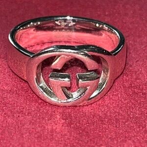 Authentic Gucci GG Sterling Silver Signature Ring